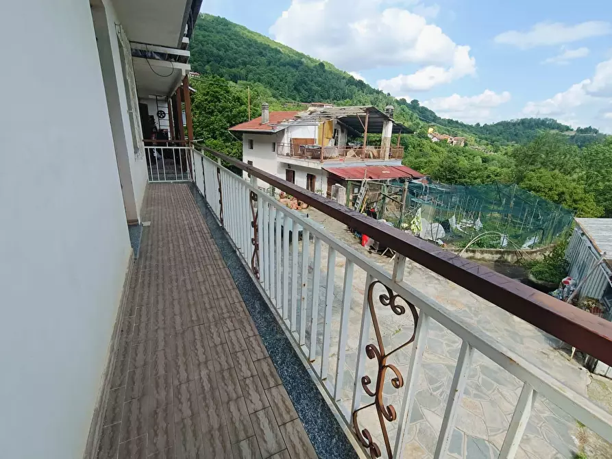 Immagine 37 di Casa bifamiliare in vendita  in STRADA VALLOSSERA 97 a Rocca Canavese