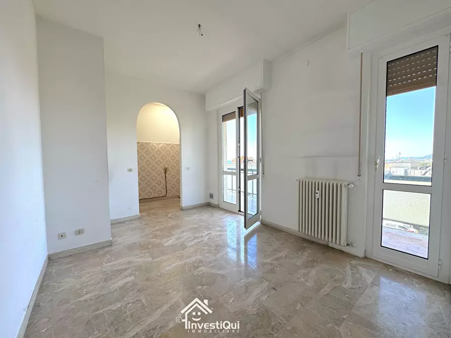Immagine 4 di Bilocale in vendita  in Viale Riviera 22 a Pietra Ligure