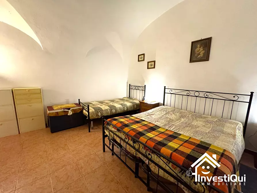 Immagine 12 di Bilocale in vendita  in Via Giobatta Chiappe 34 a Pietra Ligure