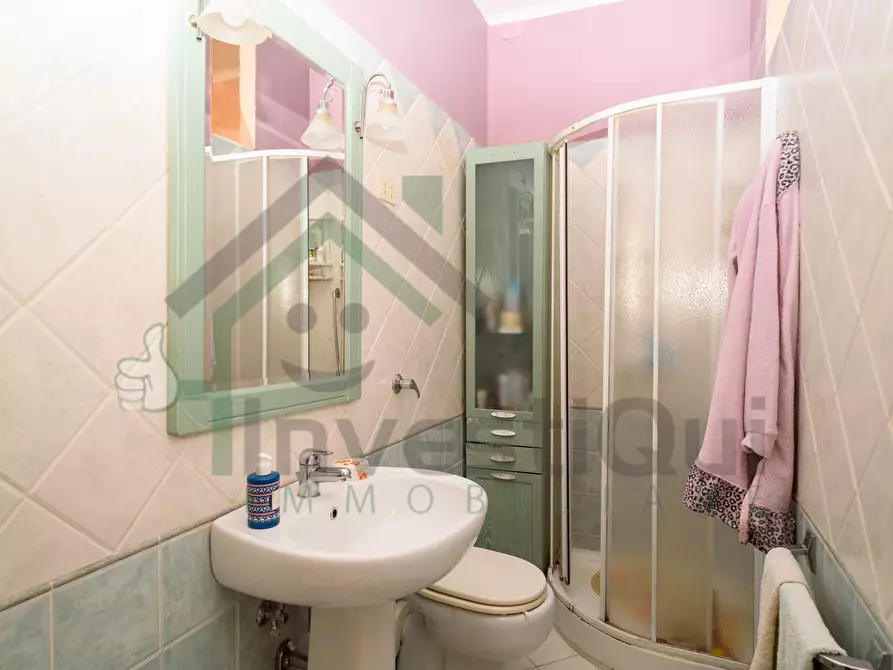 Immagine 10 di Casa indipendente in vendita  a Balangero