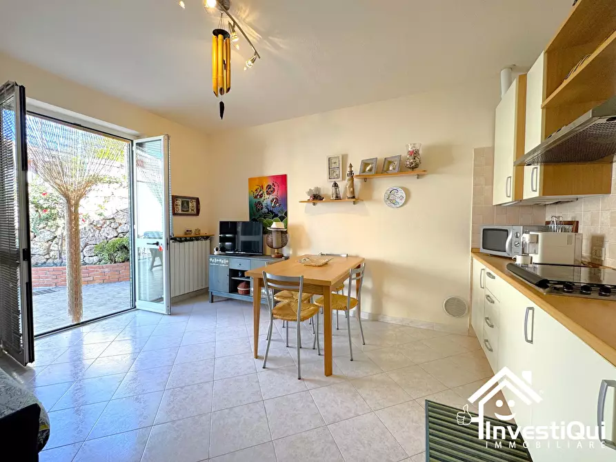 Immagine 6 di Bilocale in vendita  in Via Giorni-Santarò 117 a Tovo San Giacomo