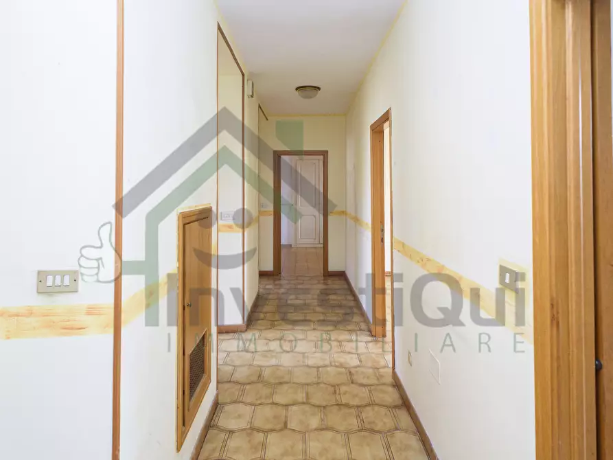 Immagine 10 di Quadrilocale in vendita  in Via Robassomero 15 a Ciriè