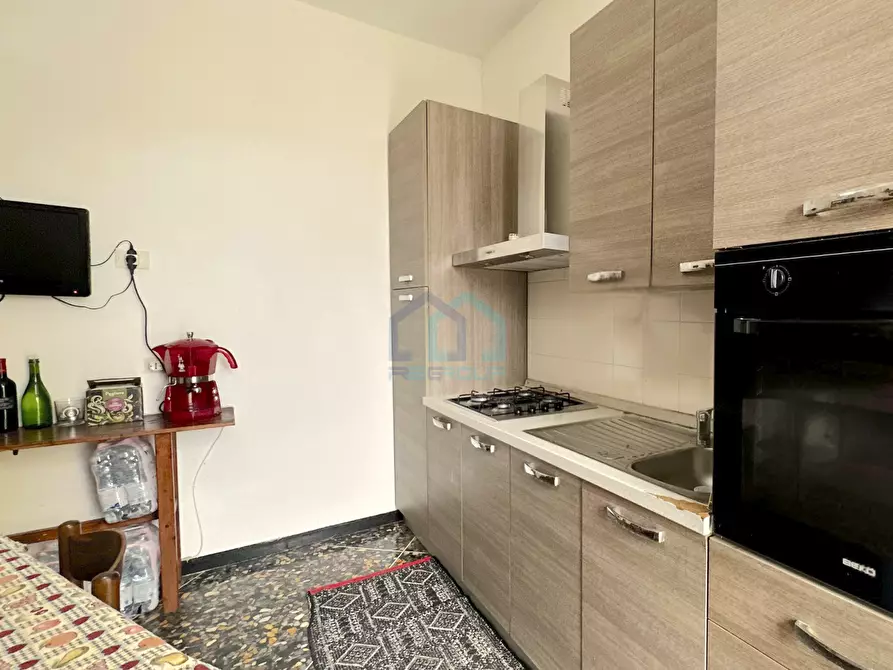 Immagine 7 di Quadrilocale in vendita  in VIA NOSTRA SIGNORA DEGLI ANGELI 3 a Savona