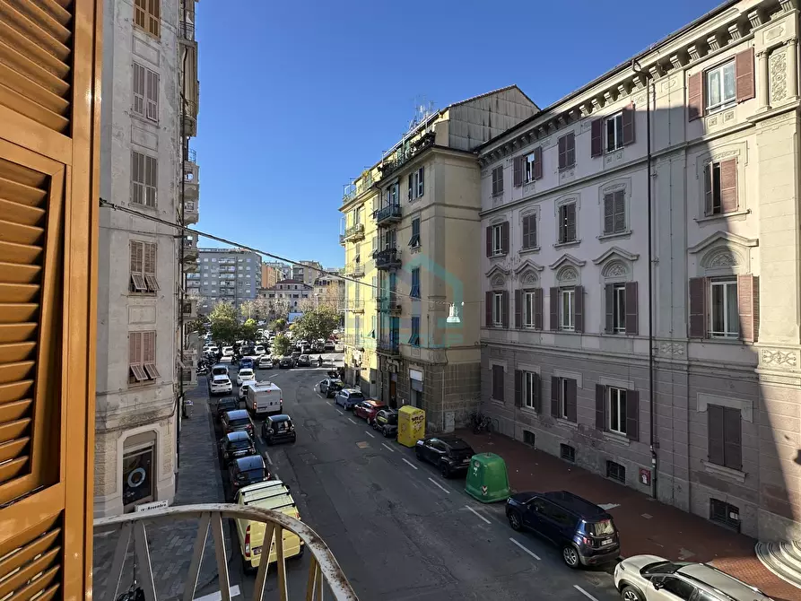 Immagine 11 di Bilocale in vendita  in via iv novembre a Savona