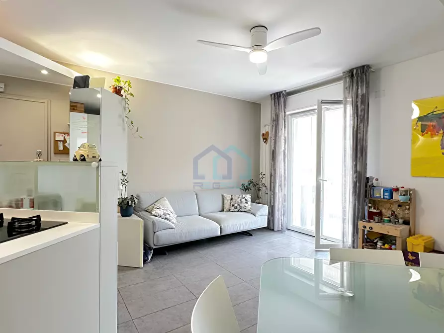 Immagine 5 di Quadrilocale in vendita  in Via Privata Vistamare 6 a Savona