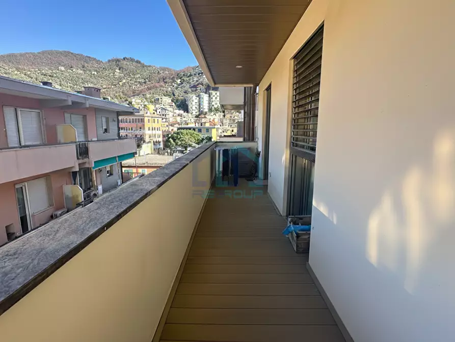 Immagine 12 di Pentalocale in vendita  in Via XXV Aprile 13 a Recco