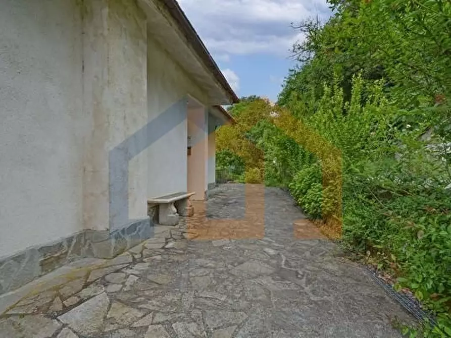 Immagine 5 di Casa bifamiliare in vendita  in località corona a Stella