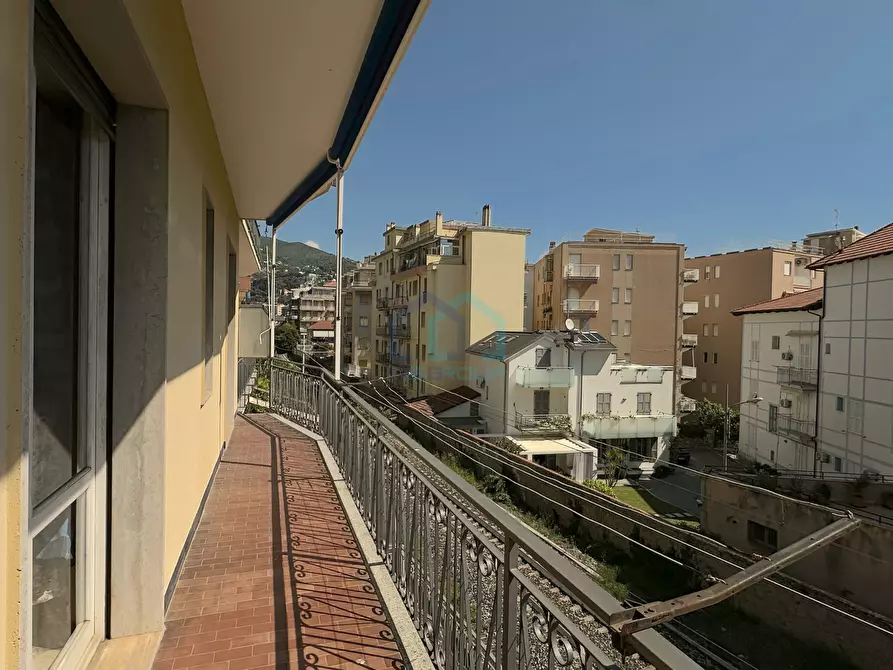 Immagine 18 di Quadrilocale in vendita  in Via Napoleone Buonaparte 1 a Alassio