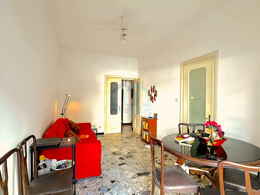 Immagine 1 di Bilocale in vendita  in Piazzale Piemonte 9 a Albissola Marina