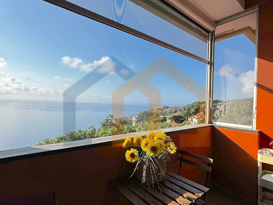 Immagine 17 di Quadrilocale in vendita  in Via de Negri 8 a Bergeggi