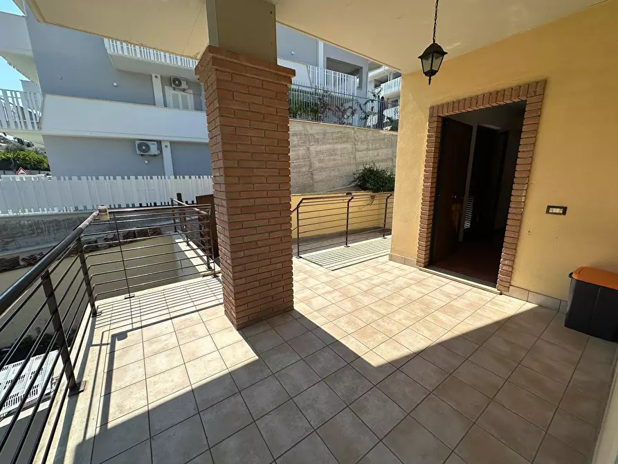 Immagine 4 di Villetta a schiera in vendita  in via tacito 88 a Guidonia Montecelio