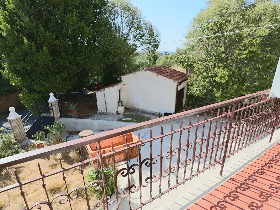 Immagine 17 di Villa in vendita  in via monte del Tiro 8 a Mentana