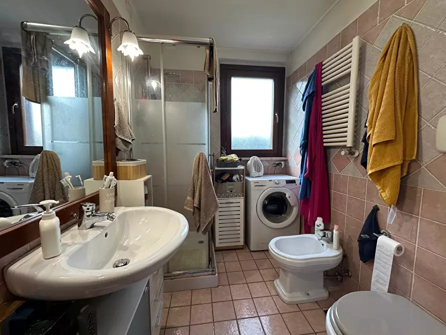 Immagine 18 di Casa indipendente in vendita  in Via Svetonio 15 a Guidonia Montecelio