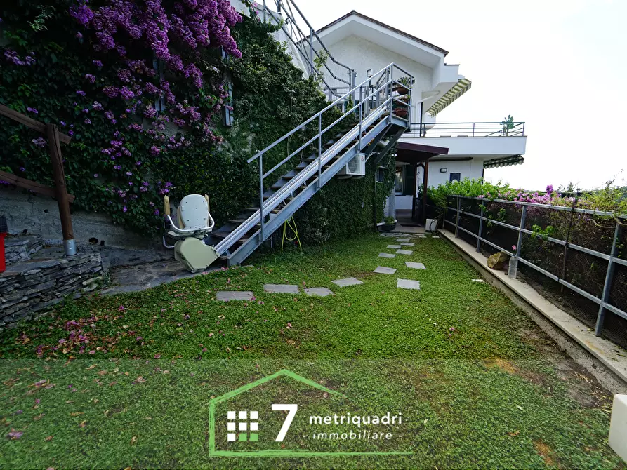 Immagine 30 di Bilocale in affitto  a Chiavari