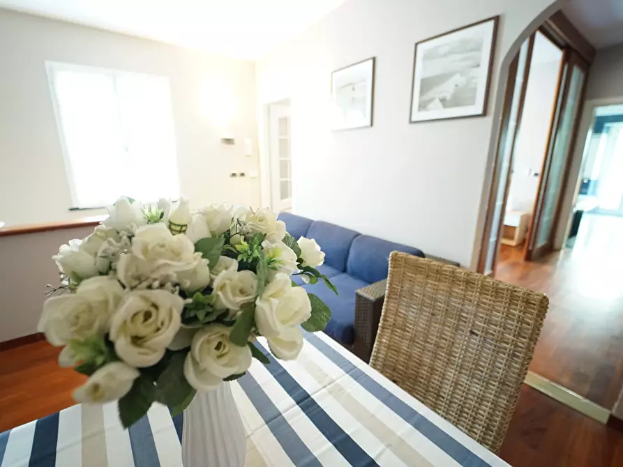 Immagine 5 di Trilocale in affitto  a Chiavari