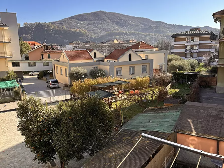 Immagine 19 di Trilocale in vendita  a Carasco