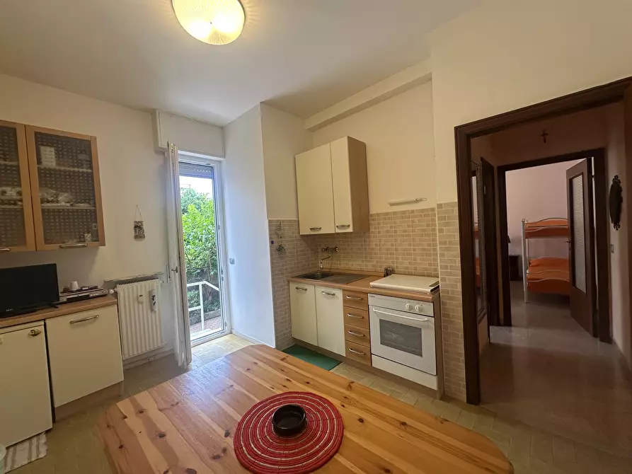 Immagine 1 di Bilocale in affitto  a Chiavari