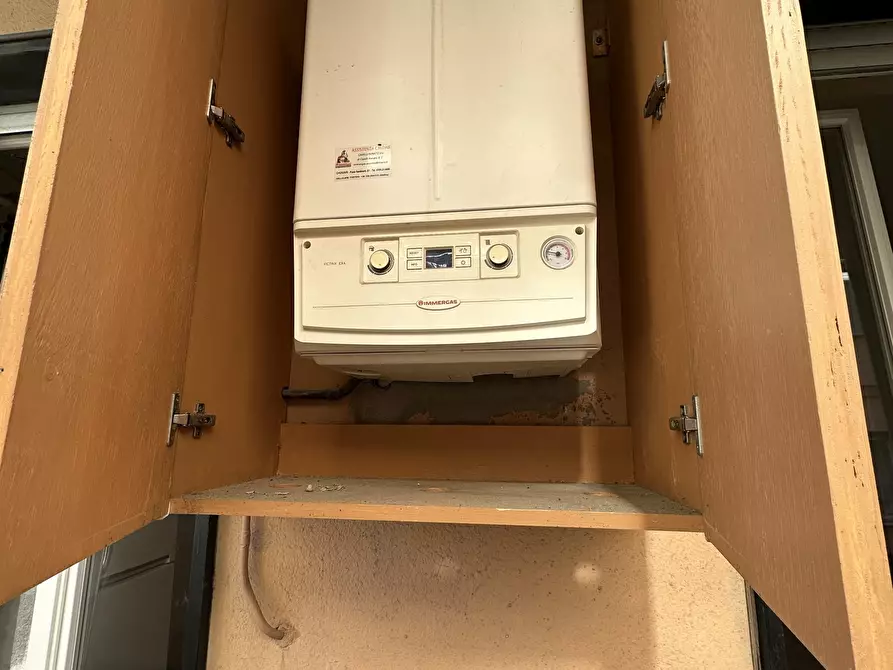 Immagine 21 di Bilocale in affitto  a Chiavari