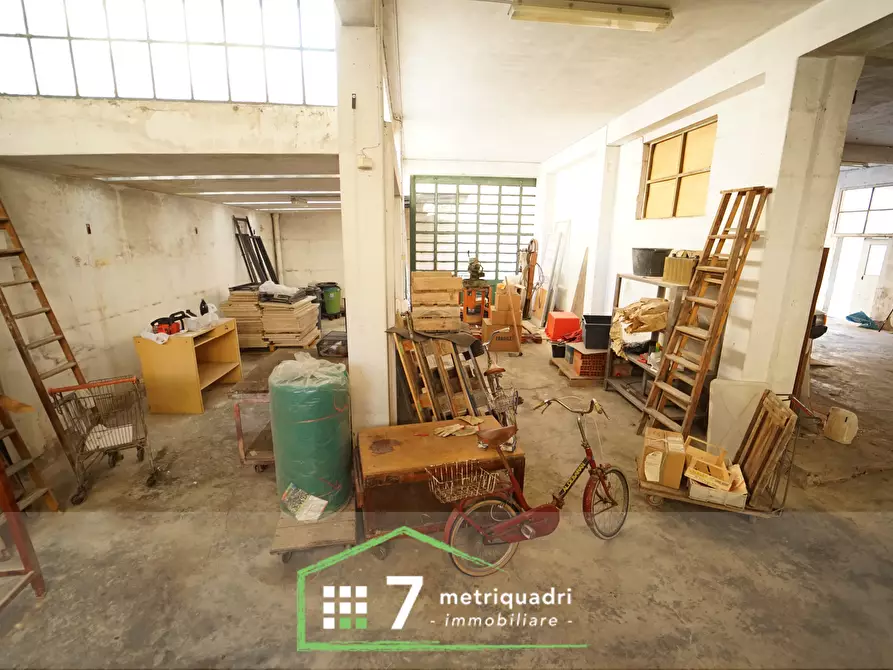 Immagine 6 di Magazzino in affitto  a Chiavari