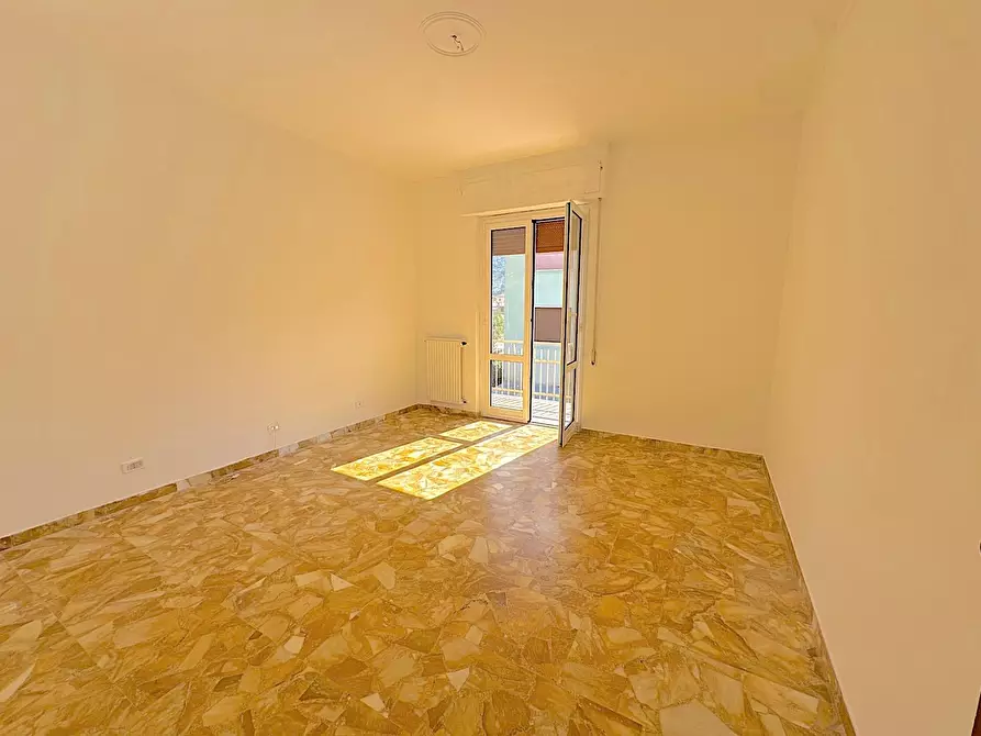 Immagine 3 di Trilocale in vendita  a Cogorno