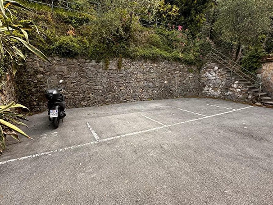 Immagine 22 di Trilocale in affitto  a Chiavari