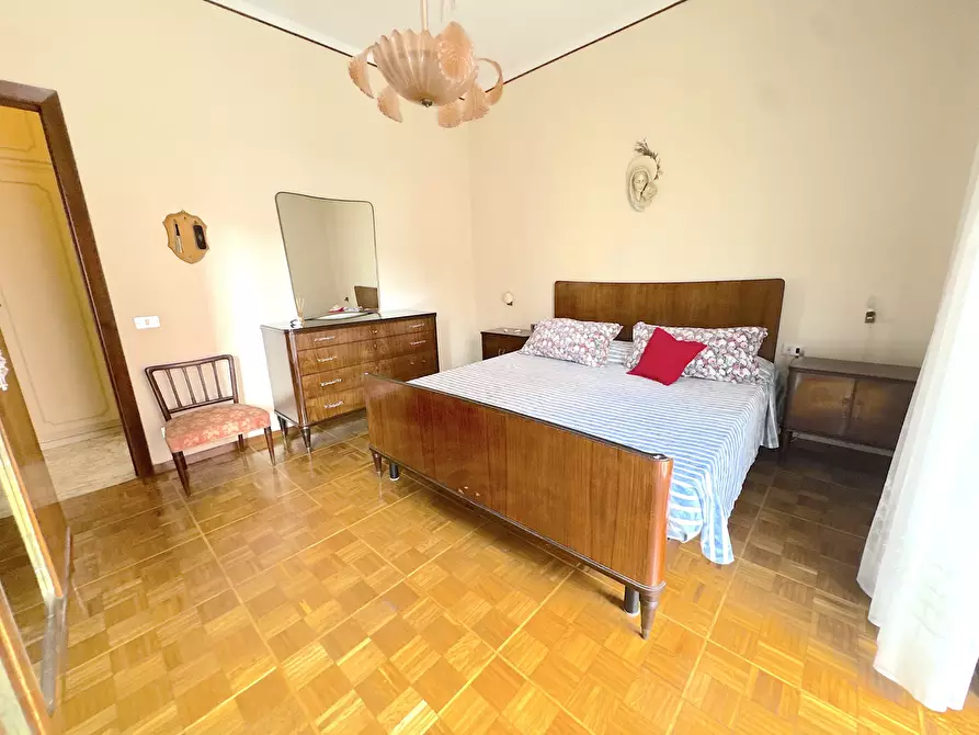 Immagine 11 di Trilocale in vendita  a Lavagna