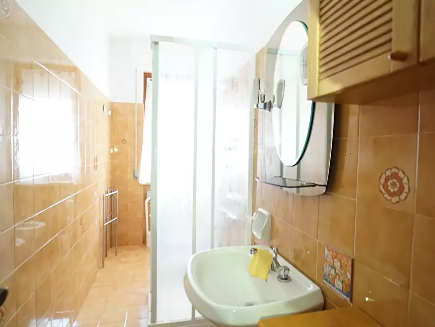 Immagine 8 di Bilocale in vendita  a Cogorno