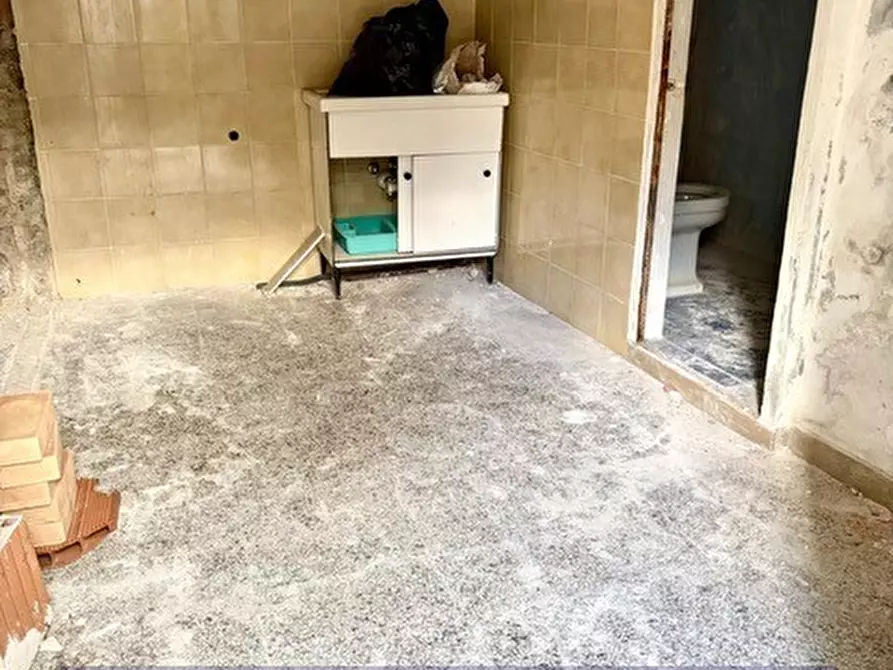 Immagine 6 di Trilocale in vendita  in Via di Montecchio a Impruneta