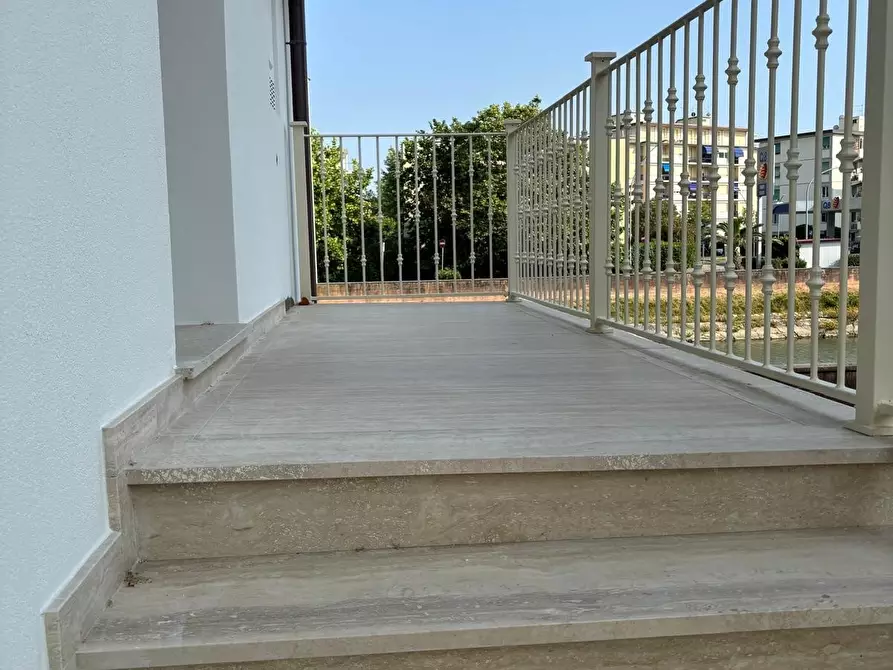 Immagine 15 di Appartamento in vendita  in Via Fossa Abate a Camaiore