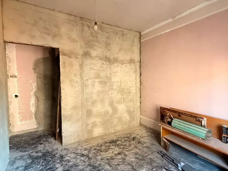 Immagine 14 di Bilocale in vendita  in Via Cimabue a Scandicci