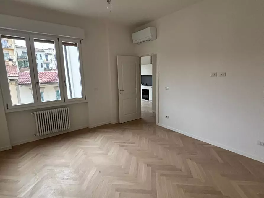 Immagine 11 di Bilocale in affitto  in Via Giambologna a Firenze
