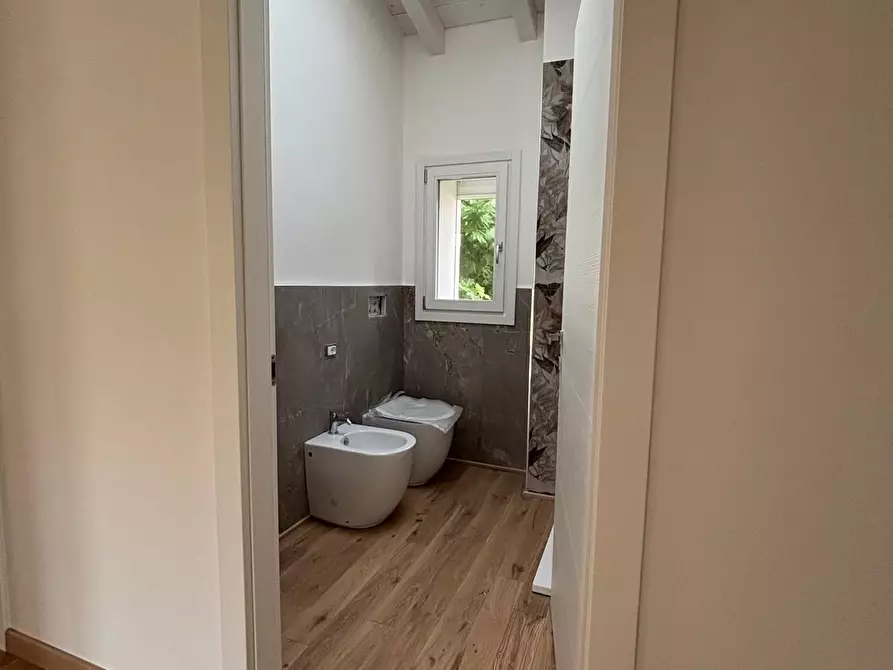 Immagine 5 di Appartamento in vendita  in Via Fossa Abate a Camaiore