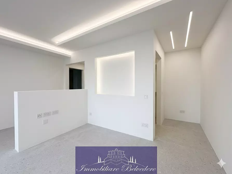 Immagine 7 di Trilocale in vendita  in Via di Novoli a Firenze
