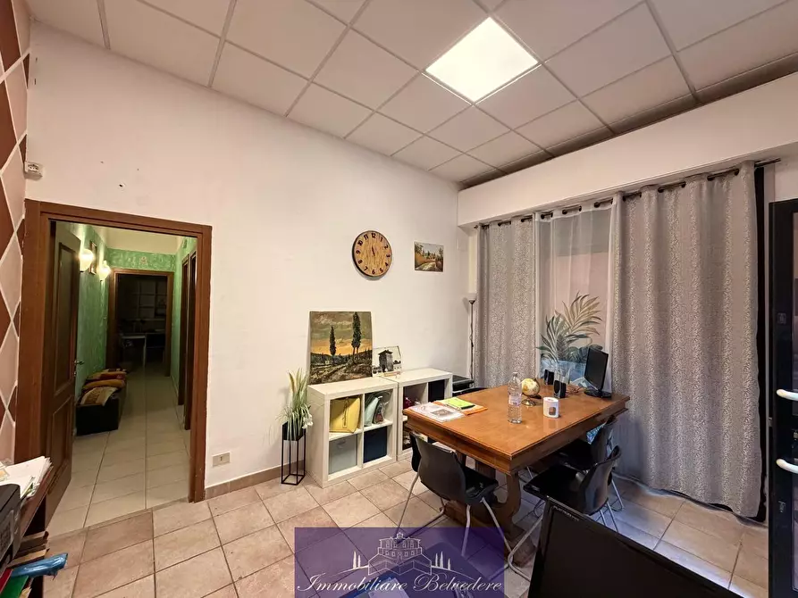 Immagine 19 di Locale commerciale in vendita  in Via Giuseppe Grandi a Firenze