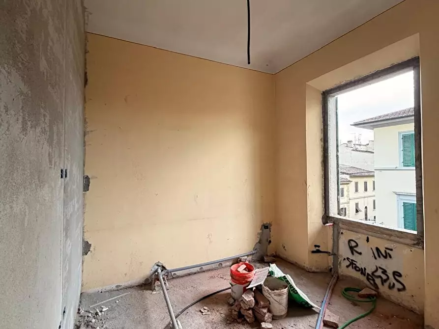 Immagine 21 di Trilocale in vendita  in Via Fratelli Bandiera a Firenze