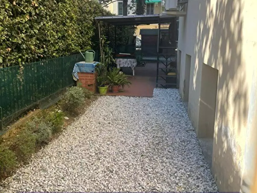 Immagine 13 di Quadrilocale in vendita  in Via Reims a Firenze