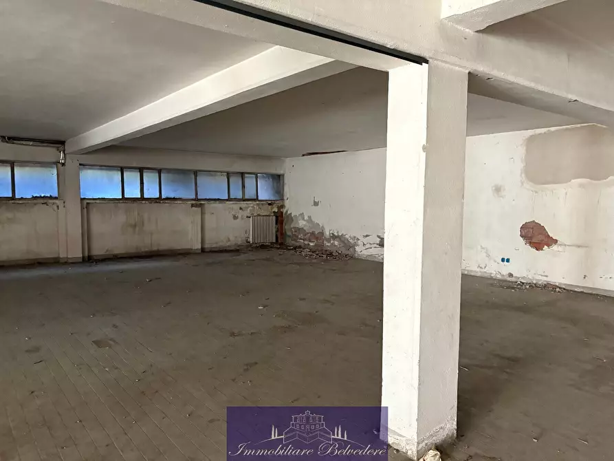 Immagine 8 di Magazzino in vendita  in Via Antonio Pacinotti a Sesto Fiorentino