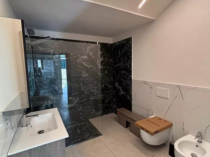 Immagine 12 di Quadrilocale in affitto  in Via Borgo Bartolini a Bagno A Ripoli