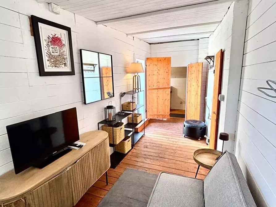 Immagine 1 di Bilocale in vendita  in Via di Novoli a Firenze