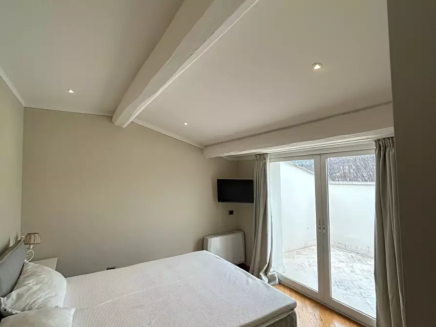 Immagine 11 di Quadrilocale in affitto  in Piazza Francesco Ferrucci a Firenze