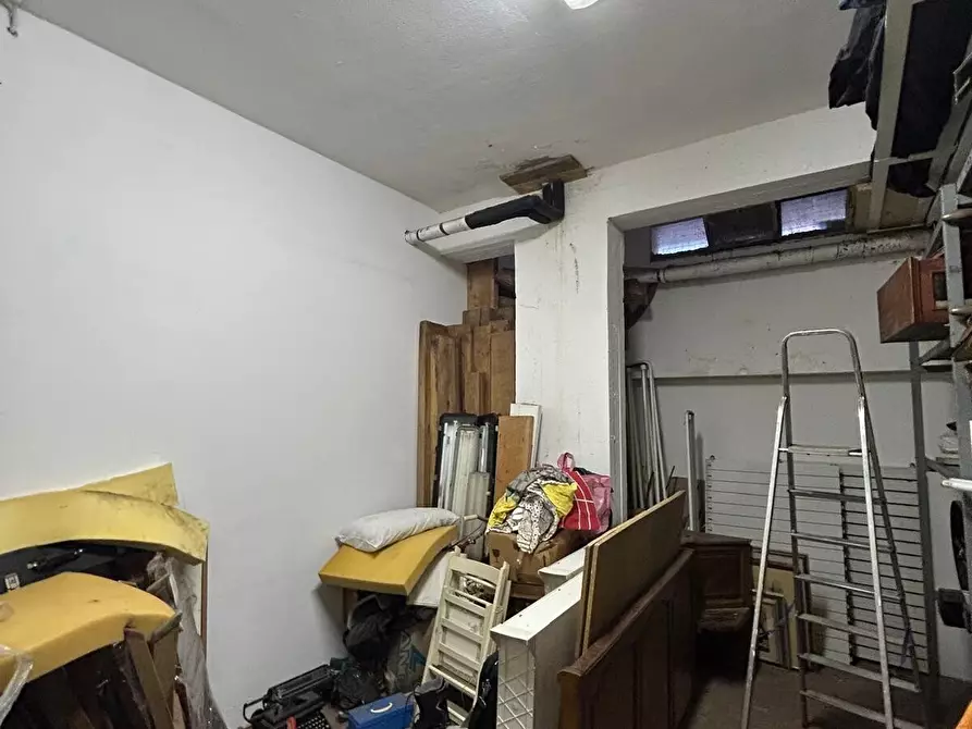 Immagine 7 di Garage in vendita  in Via Valdichiana a Firenze
