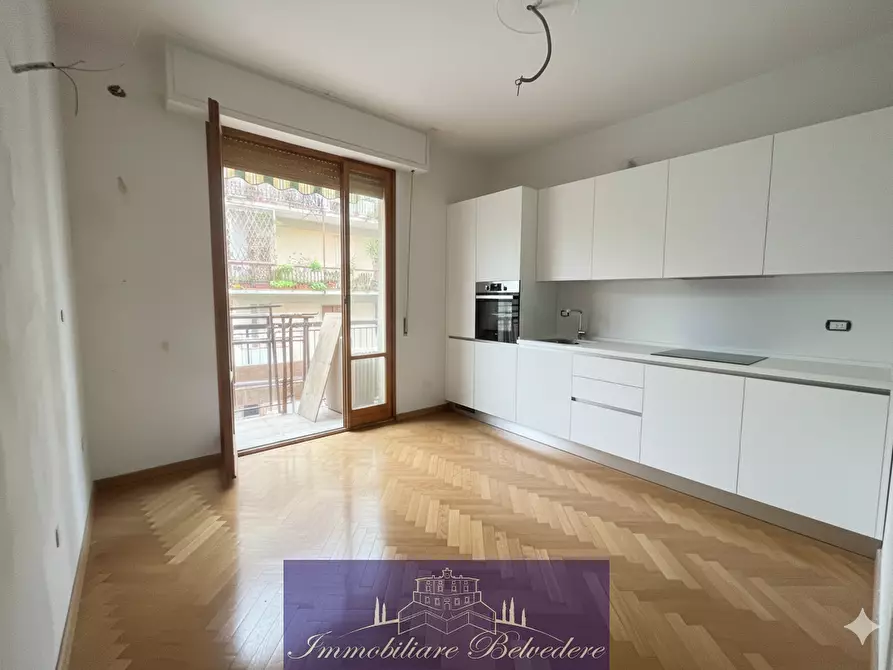 Immagine 8 di Trilocale in vendita  in Via Federico D'antiochia a Firenze