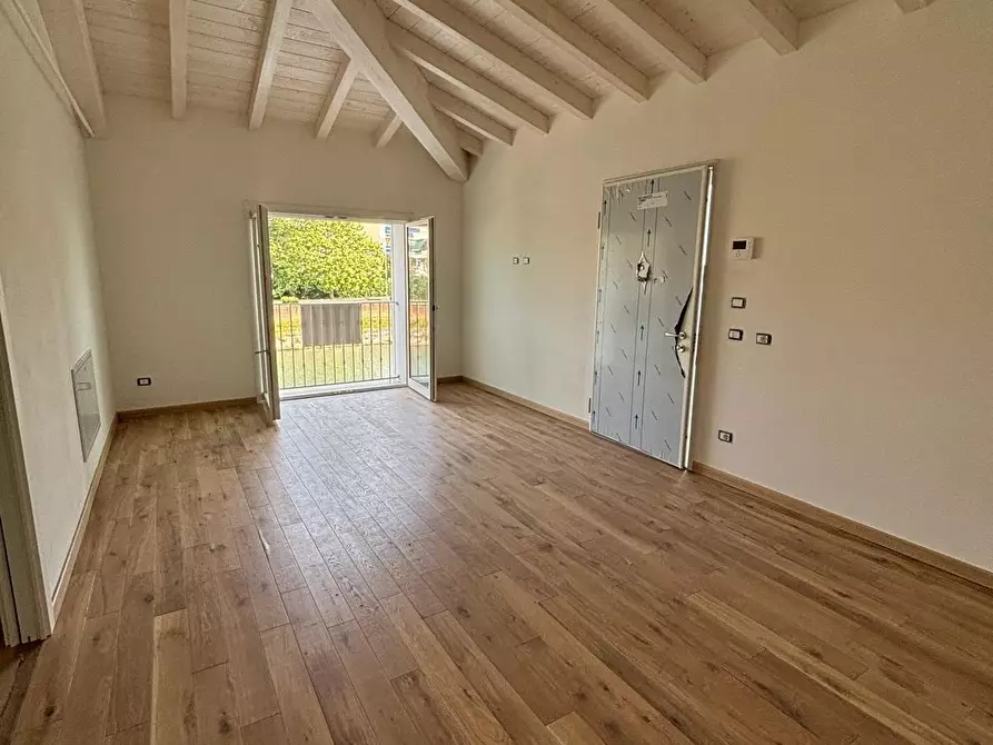 Immagine 3 di Appartamento in vendita  in Via Fossa Abate a Camaiore