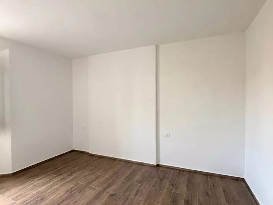 Immagine 9 di Trilocale in vendita  in Via Cremani a Firenze