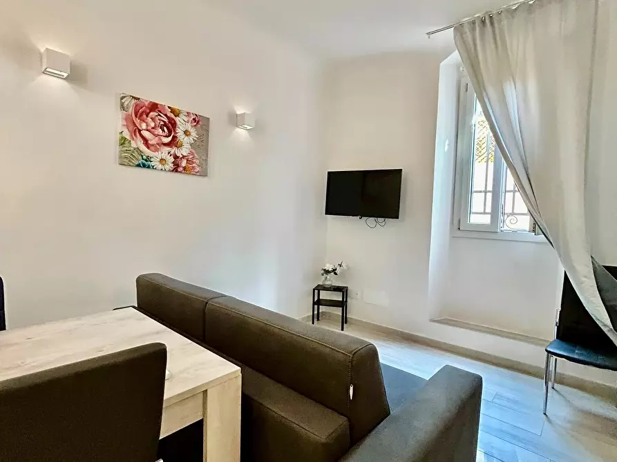 Immagine 7 di Bilocale in affitto  in Via Cimabue a Firenze
