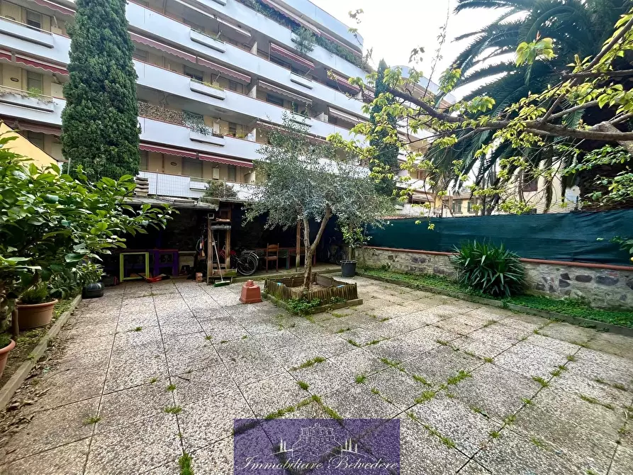 Immagine 3 di Quadrilocale in vendita  in Via dei Vanni a Firenze