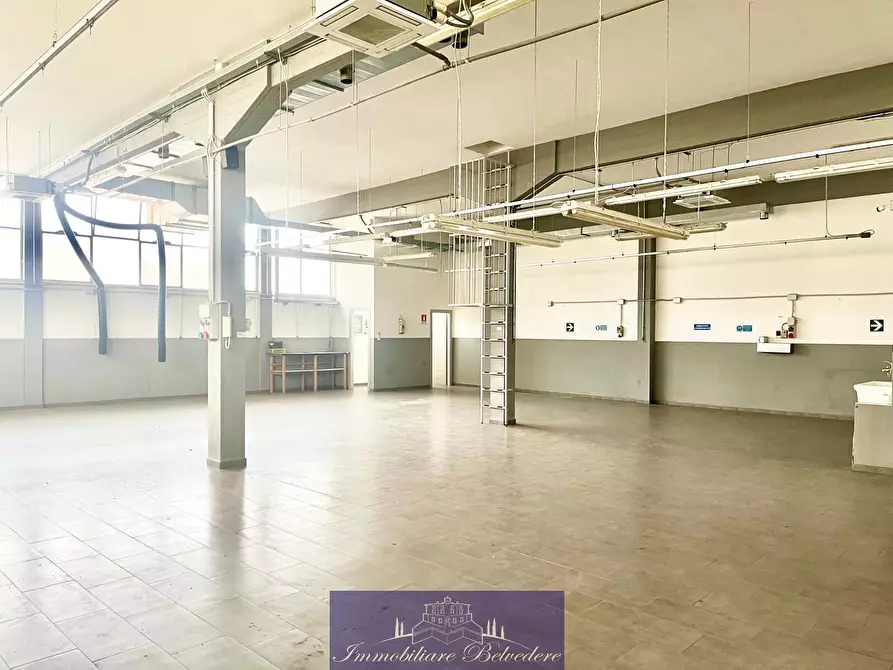 Immagine 1 di Laboratorio in vendita  in Via A. Meucci a Bagno A Ripoli