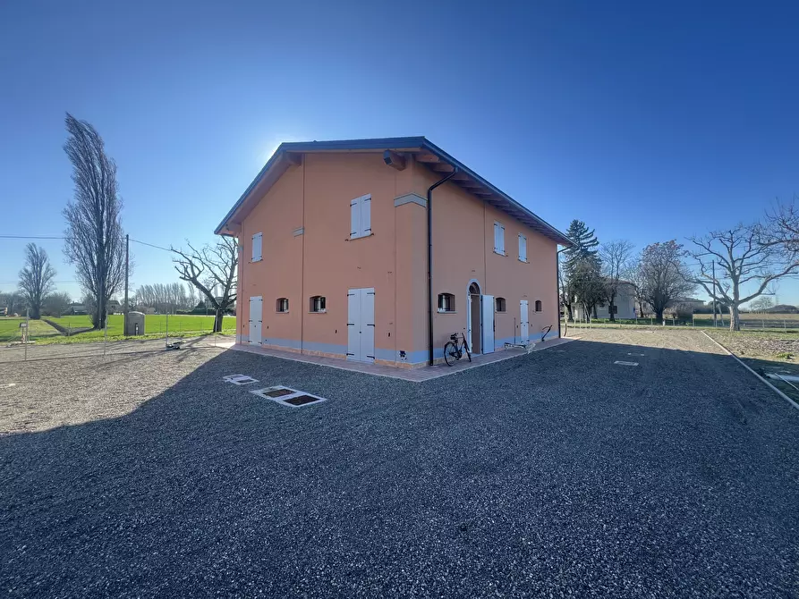 Immagine 11 di Casa bifamiliare in vendita  in Via del Papa 1580 a Crevalcore