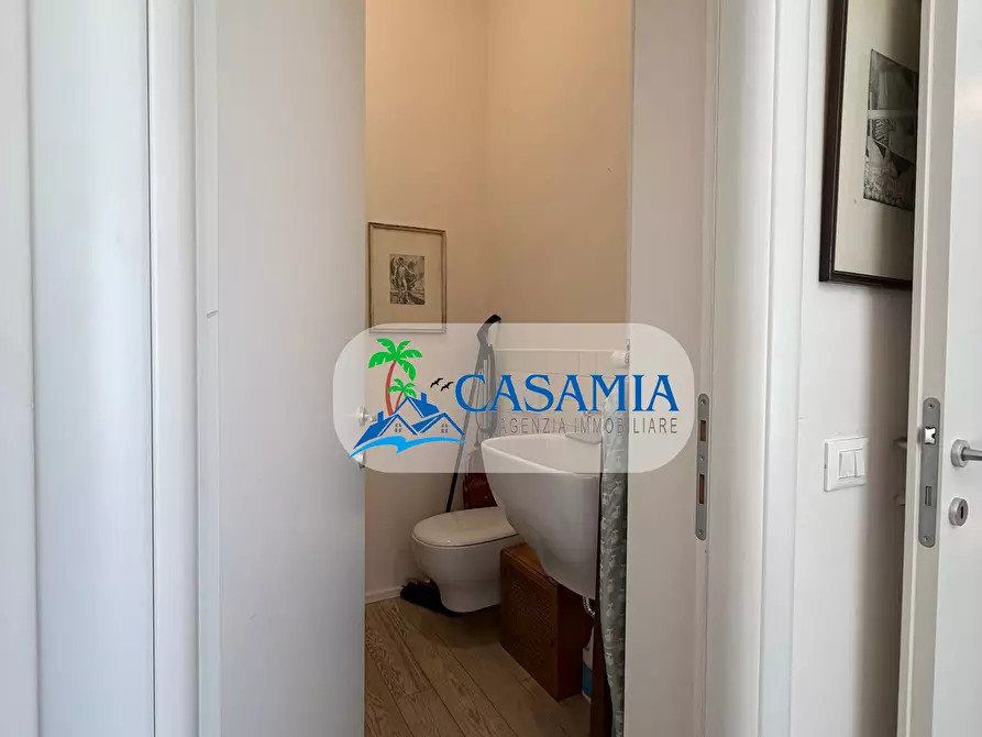 Immagine 25 di Appartamento in vendita  in Via dei Piceni a Grottammare