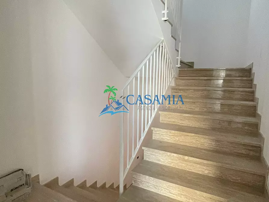 Immagine 27 di Casa trifamiliare in vendita  a Grottammare